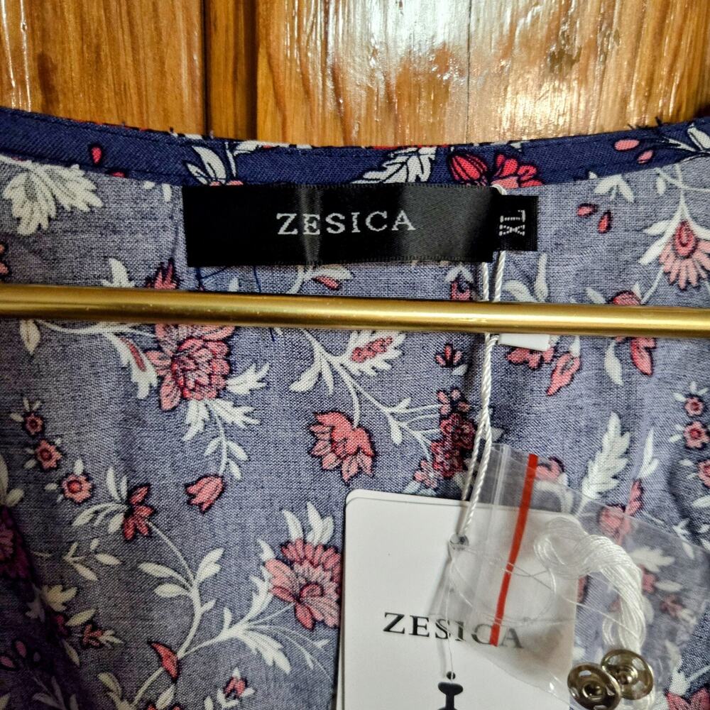 Zesica Floral Wrap Maxi Boho Dress Flowy Flutter Sleeves Lightweight Size XL - Picture 5 of 8